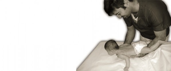 osteopatia pediatrica neonatale cura neonato bambino manipolazioni trattamento massaggio emiliano zanier